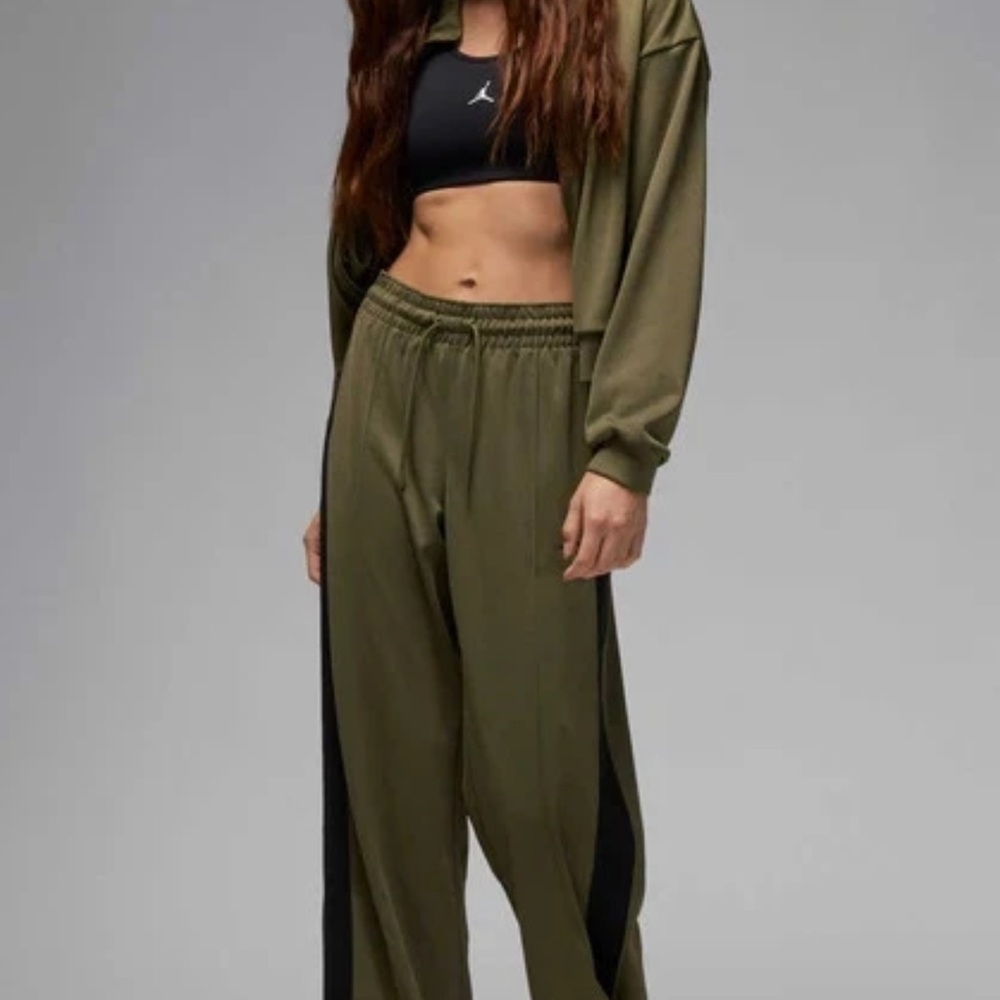 NEW Nike Air Joggers Jordan Track Pants Olive and Black Women's Drawstring XL